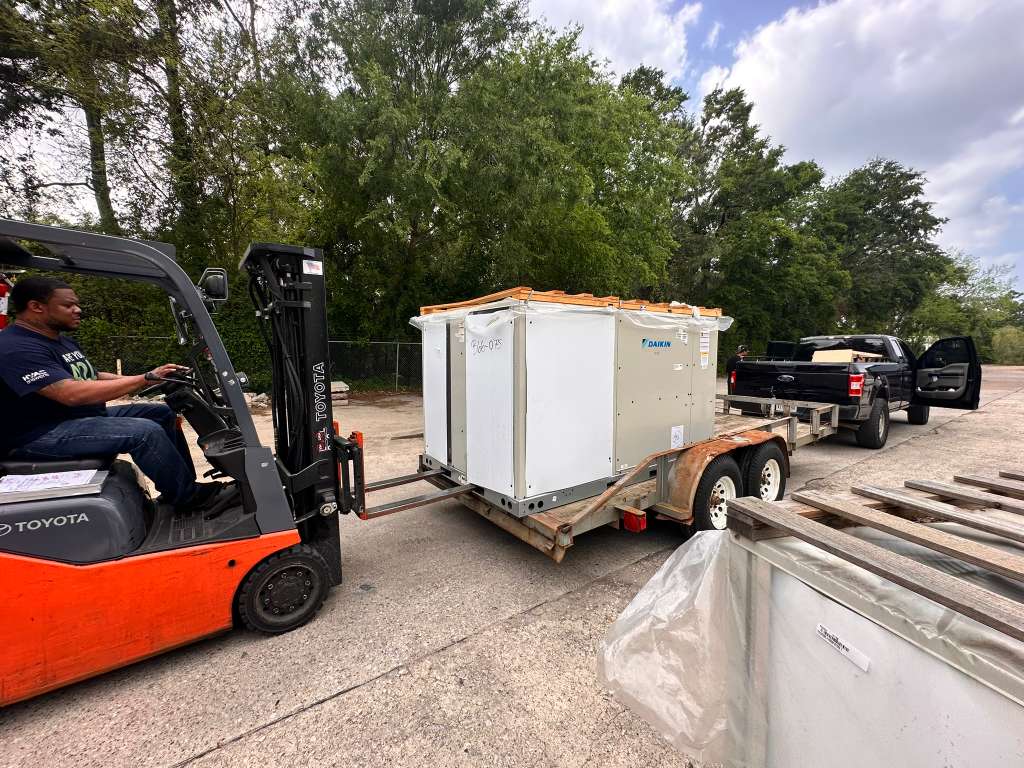 whatsapp image 2025 12 18 at 5.54.11 pm